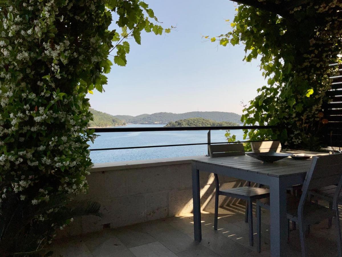 Villa Iva Lastovo Uble Exterior foto